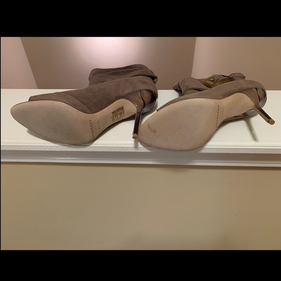 Burberry Suede Open Toe Bootie - Picture 5 of 6